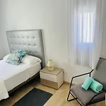 Royal Modern Vila