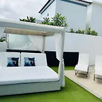 Royal Modern Vila *