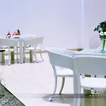 Royal Modern Vila *