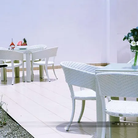 Royal Modern Villa *