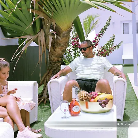 Royal Modern * Costa Adeje (Tenerife)