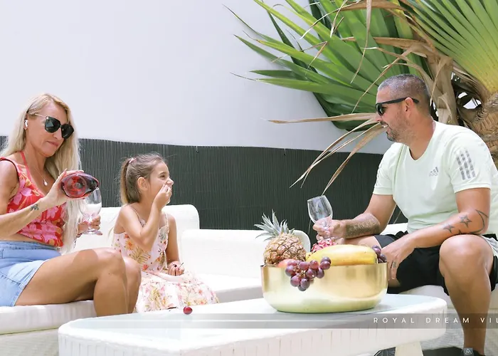 Royal Modern Villa *