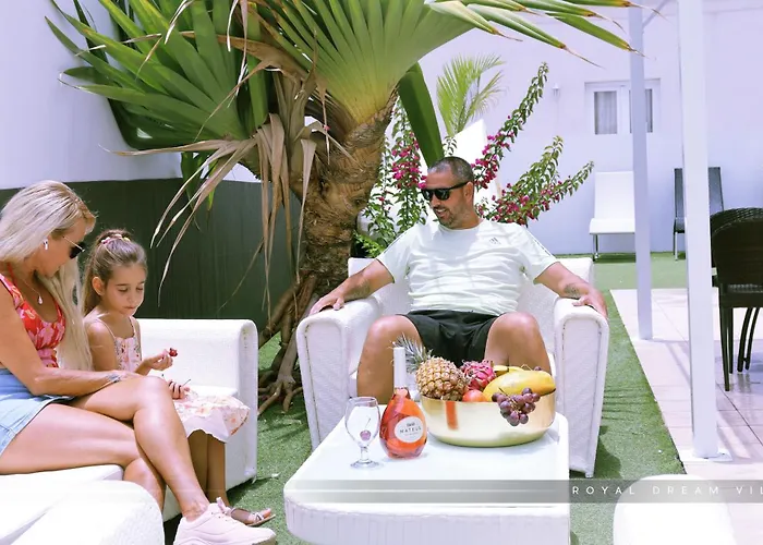 Royal Modern * Costa Adeje (Tenerife)