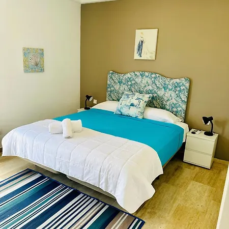 Royal Modern * Costa Adeje (Tenerife)