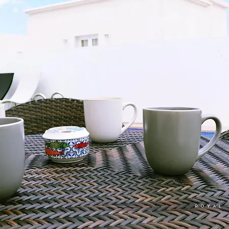 Royal Modern Villa *