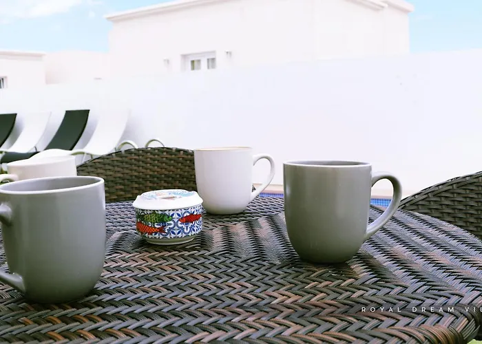 Royal Modern Villa *