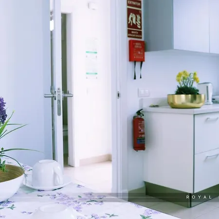 וילה Royal Modern