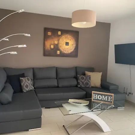 Royal Modern *