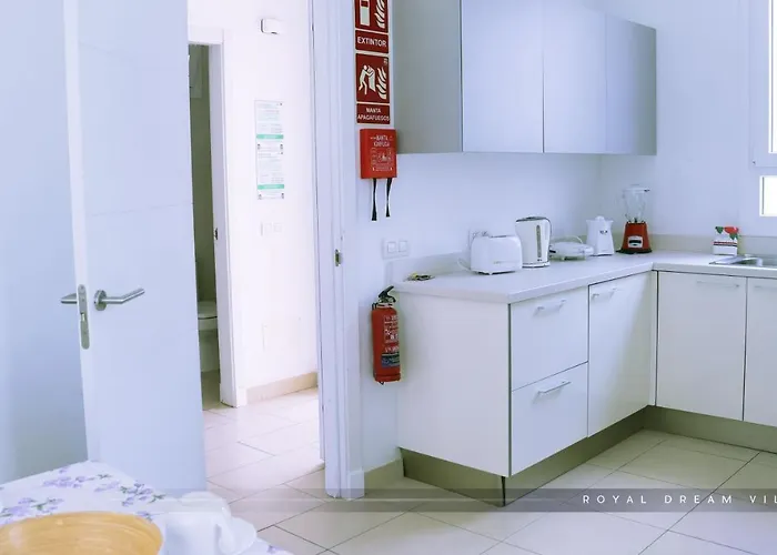 Royal Modern Villa *