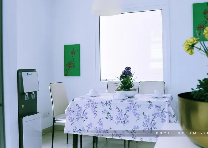 Royal Modern * Costa Adeje (Tenerife)